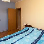 Klara Apartman Pomer