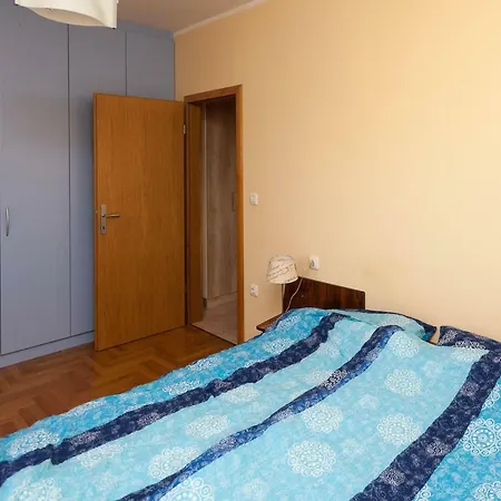 Klara Apartman Pomer
