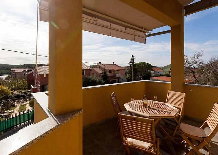 Apartamento Klara Pomer