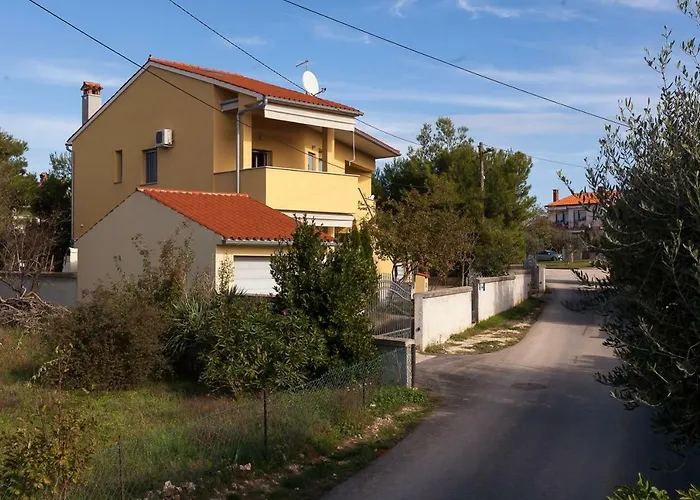 Klara Apartamento