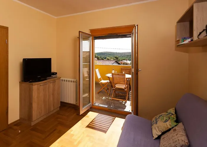 Klara Apartamento Pomer