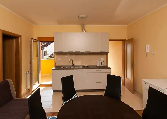 Klara Apartamento *
