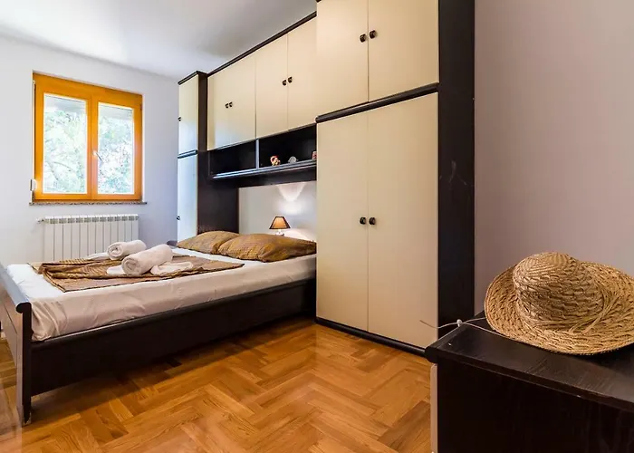 Klara Apartamento Pomer